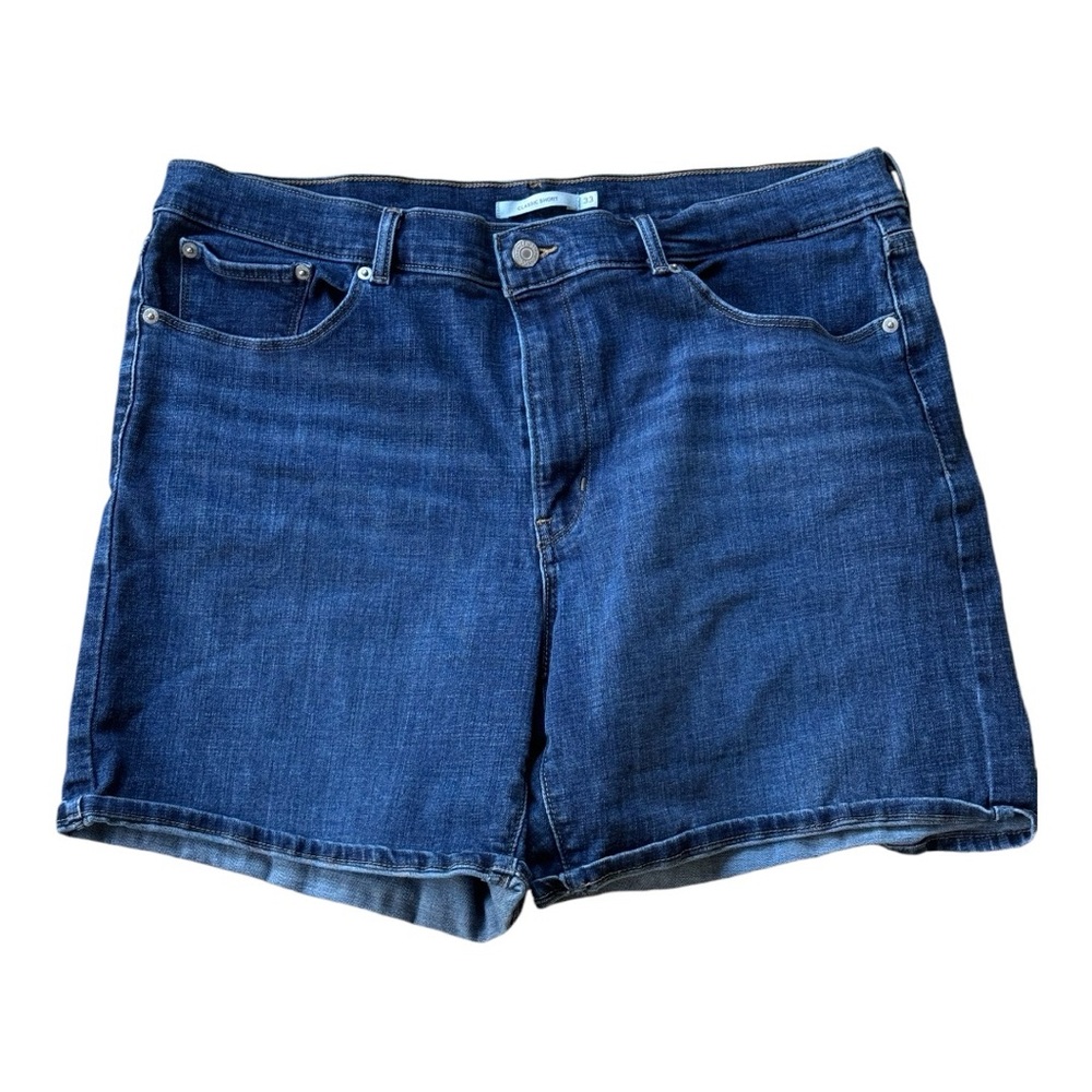 Levi Strauss & Co Denim Classic Jean Shorts Med Wash Women’s Size W33.‎